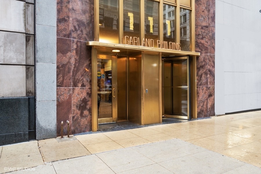 111 N Wabash Avenue 1221 Property Photo 1