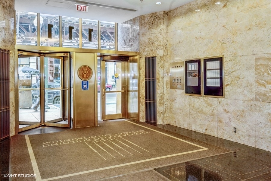 111 N Wabash Avenue 1221 Property Photo 2
