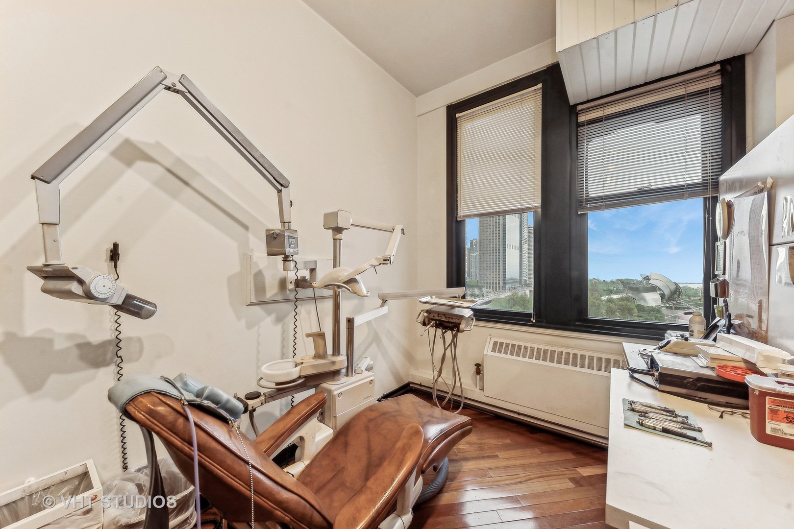 111 N Wabash Avenue 1220 Property Photo 5