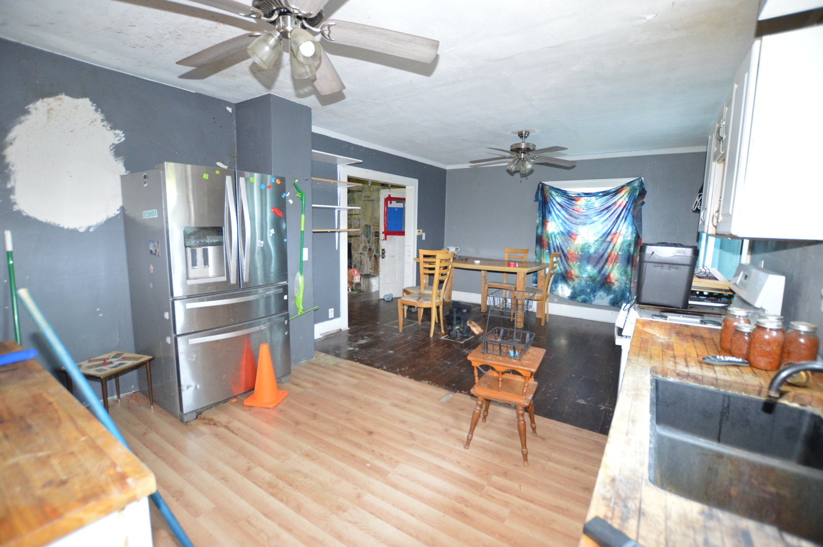 5807 Forest Hills Road Property Photo 10