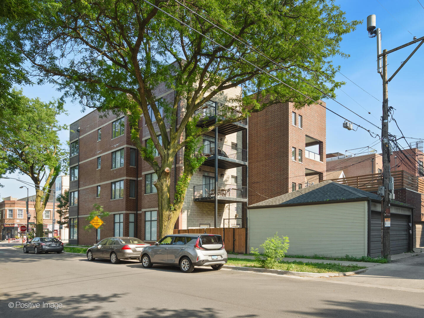 4856 N Damen Avenue Gu-1 Property Photo 4