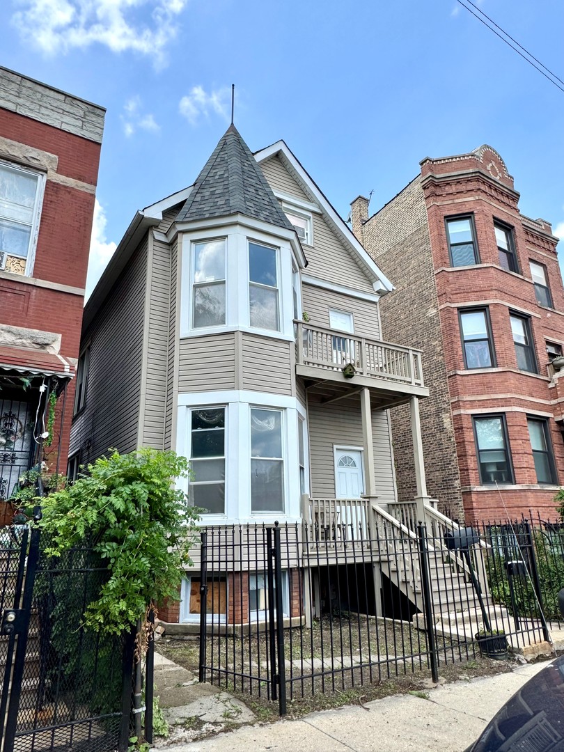 2342 N Kimball Avenue Property Photo 2