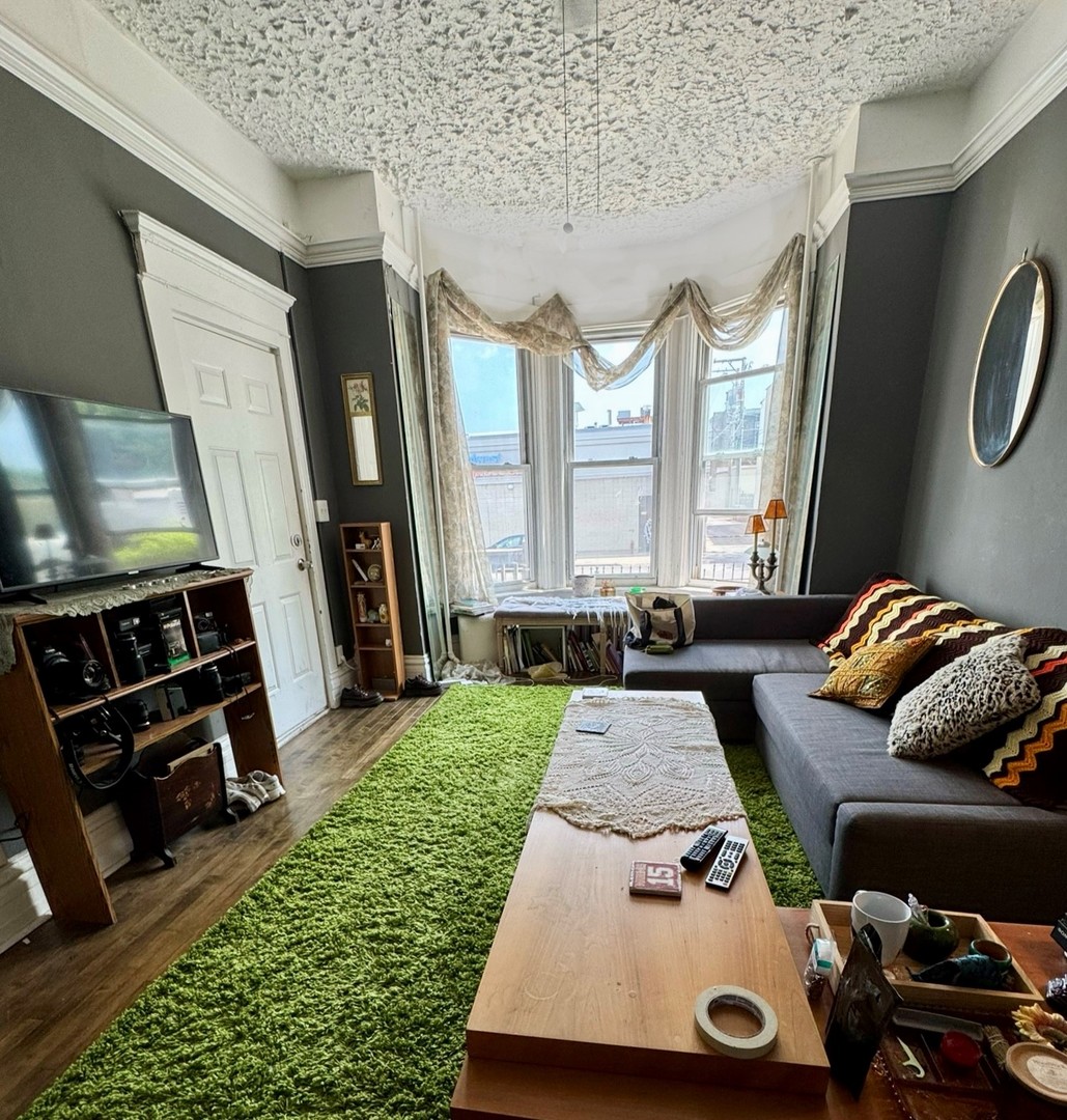 2342 N Kimball Avenue Property Photo 3