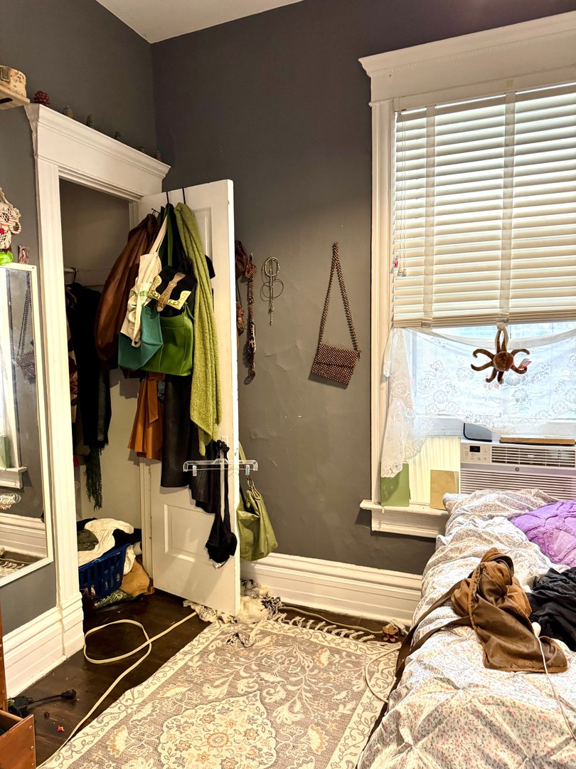 2342 N Kimball Avenue Property Photo 5