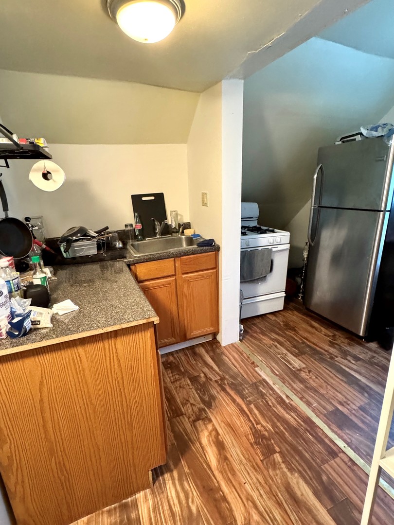 2342 N Kimball Avenue Property Photo 18