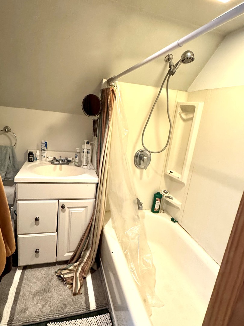 2342 N Kimball Avenue Property Photo 19