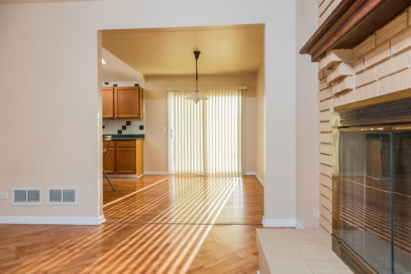 1n344 Darling Street Property Photo 4