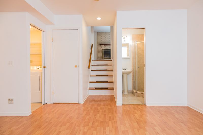 1n344 Darling Street Property Photo 10