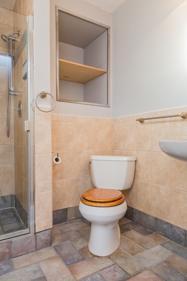 1n344 Darling Street Property Photo 12