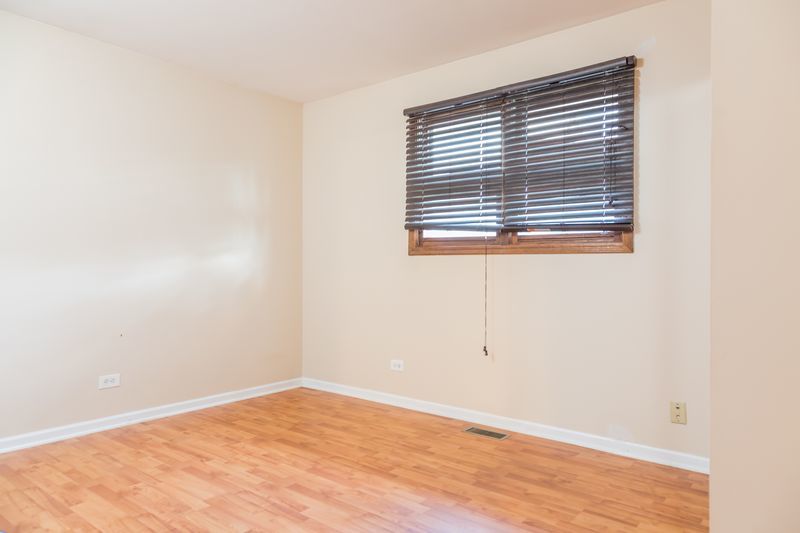 1n344 Darling Street Property Photo 14