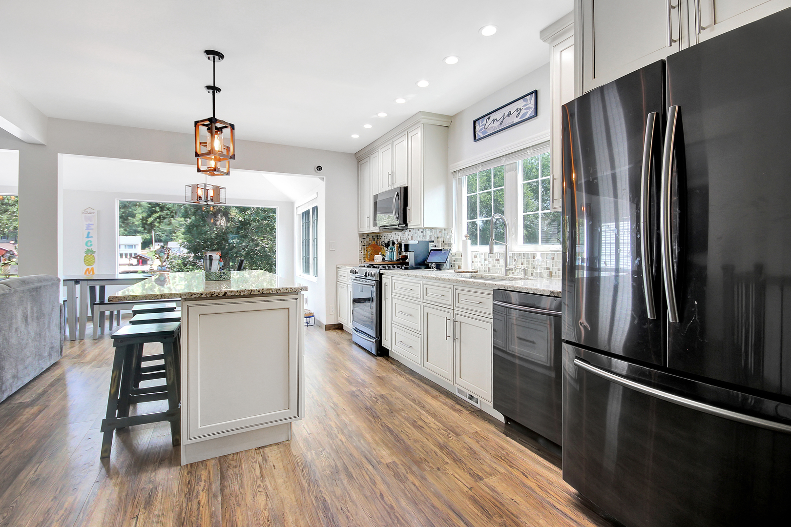 12449861 Property Photo 17
