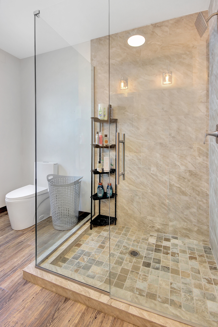 12449861 Property Photo 21