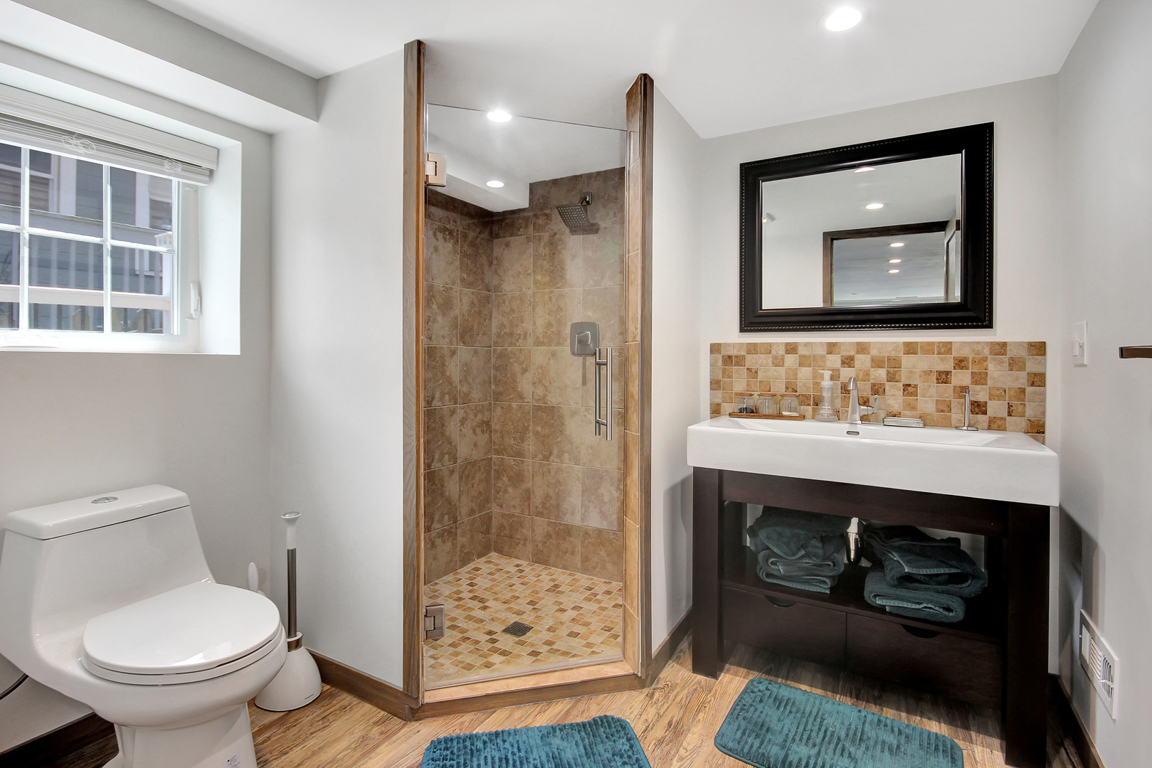 12449861 Property Photo 27