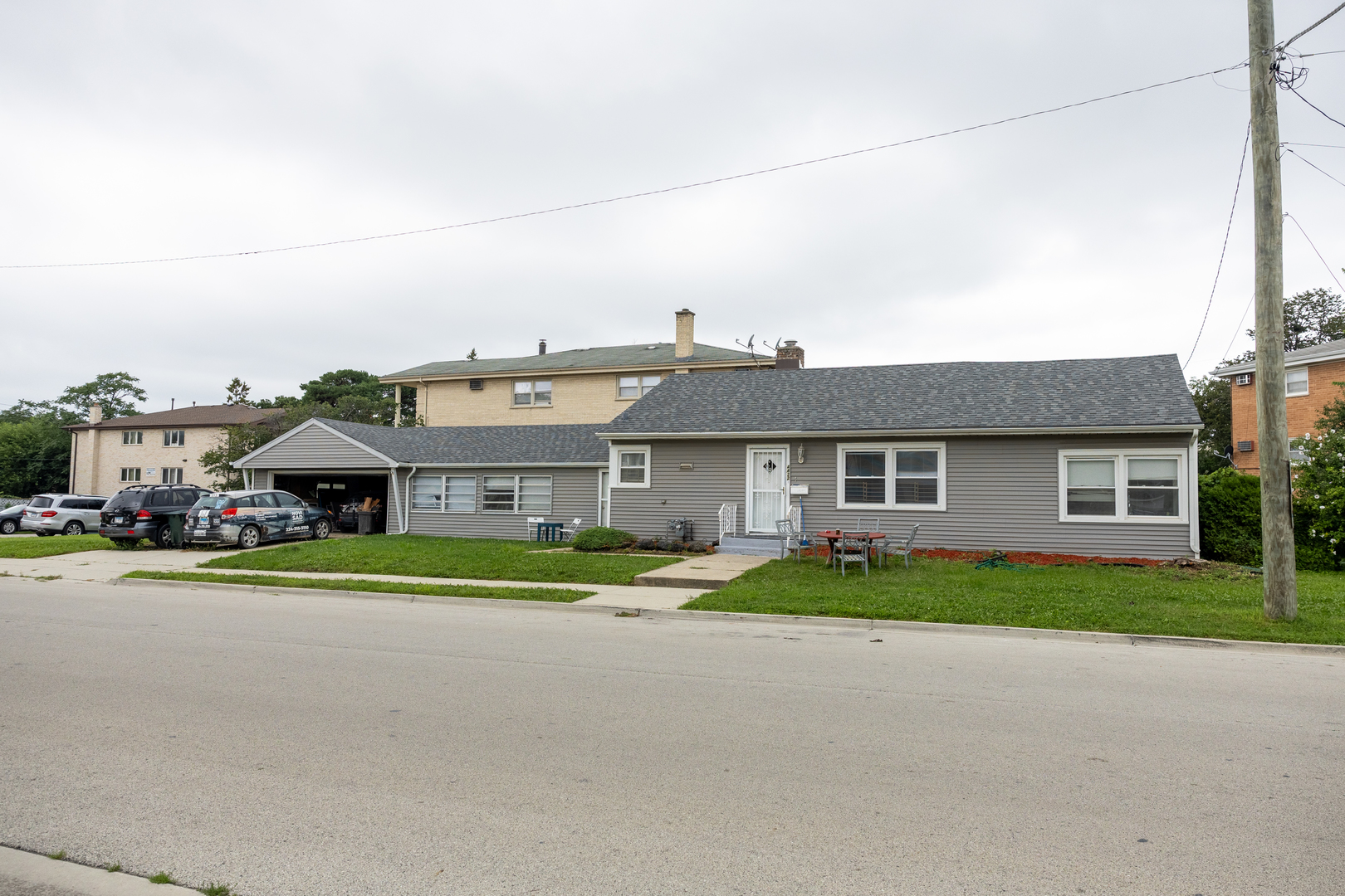 4422 Custer Avenue Property Photo 1