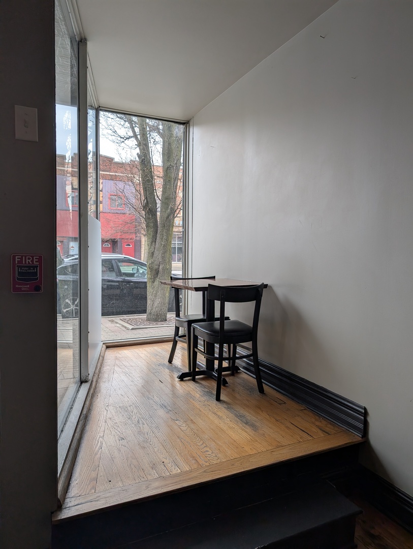 518 Lincolnway Way Property Photo 2