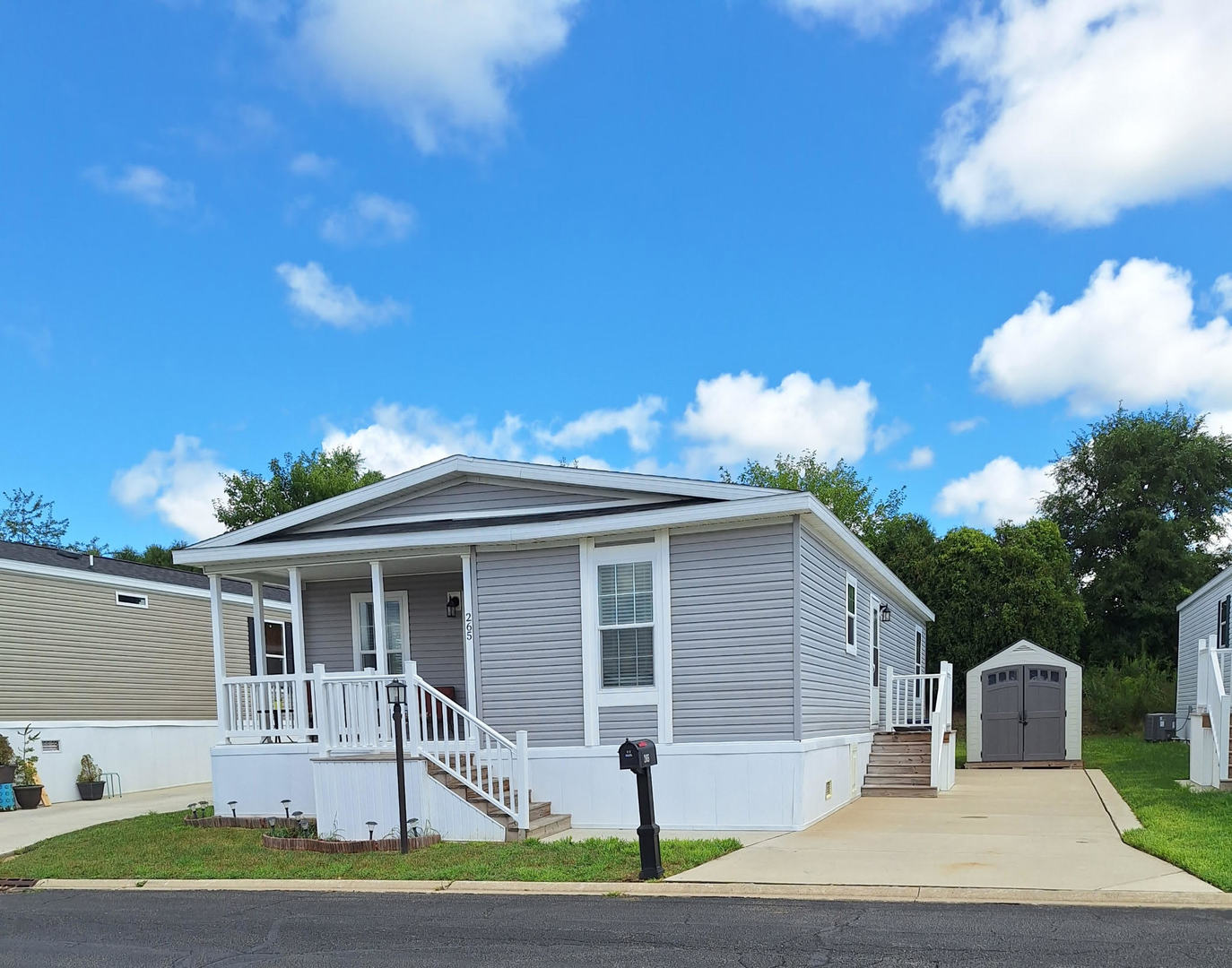 265 Forestview Drive Property Photo 1