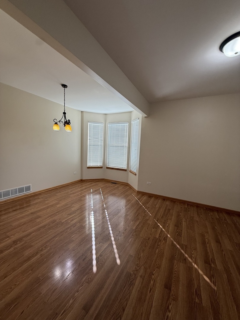 710 Silver Leaf Court Property Photo 4