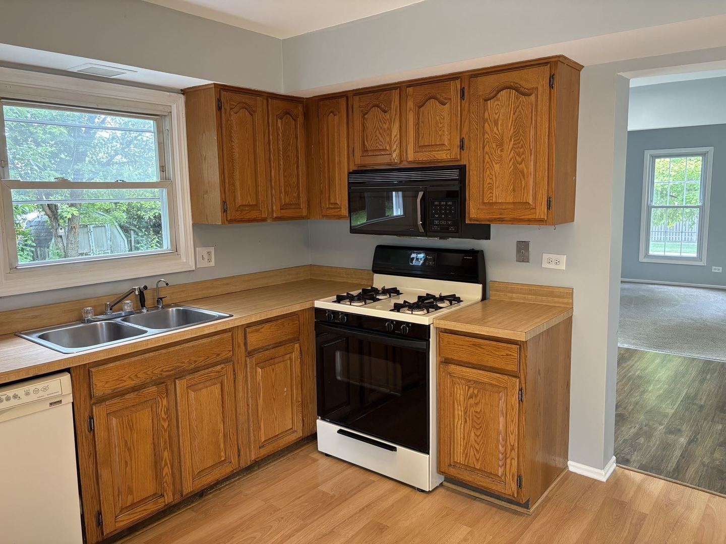 848 Birchbark Trail Property Photo 6