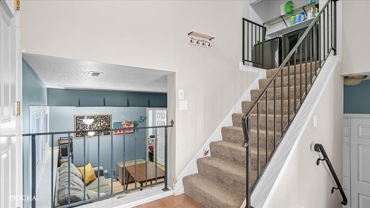 30w021 Danbury Drive Property Photo 10