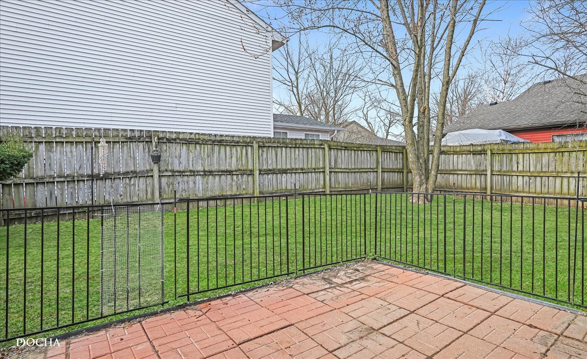 30w021 Danbury Drive Property Photo 15