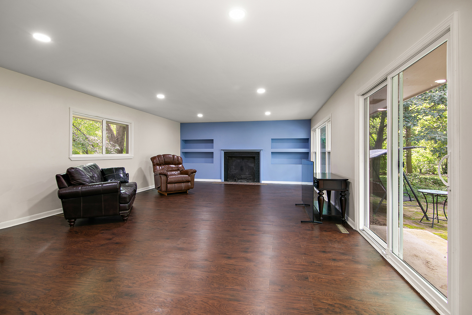 22 Erin Lane Property Photo 18