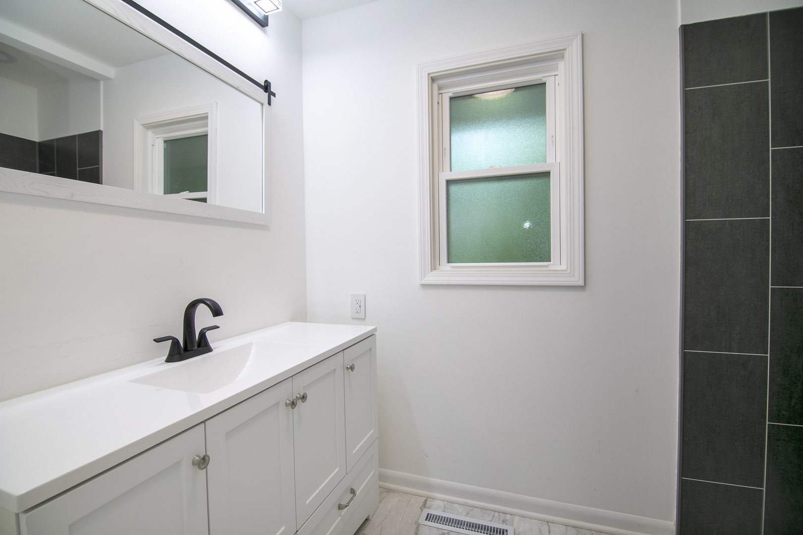 22 Erin Lane Property Photo 21
