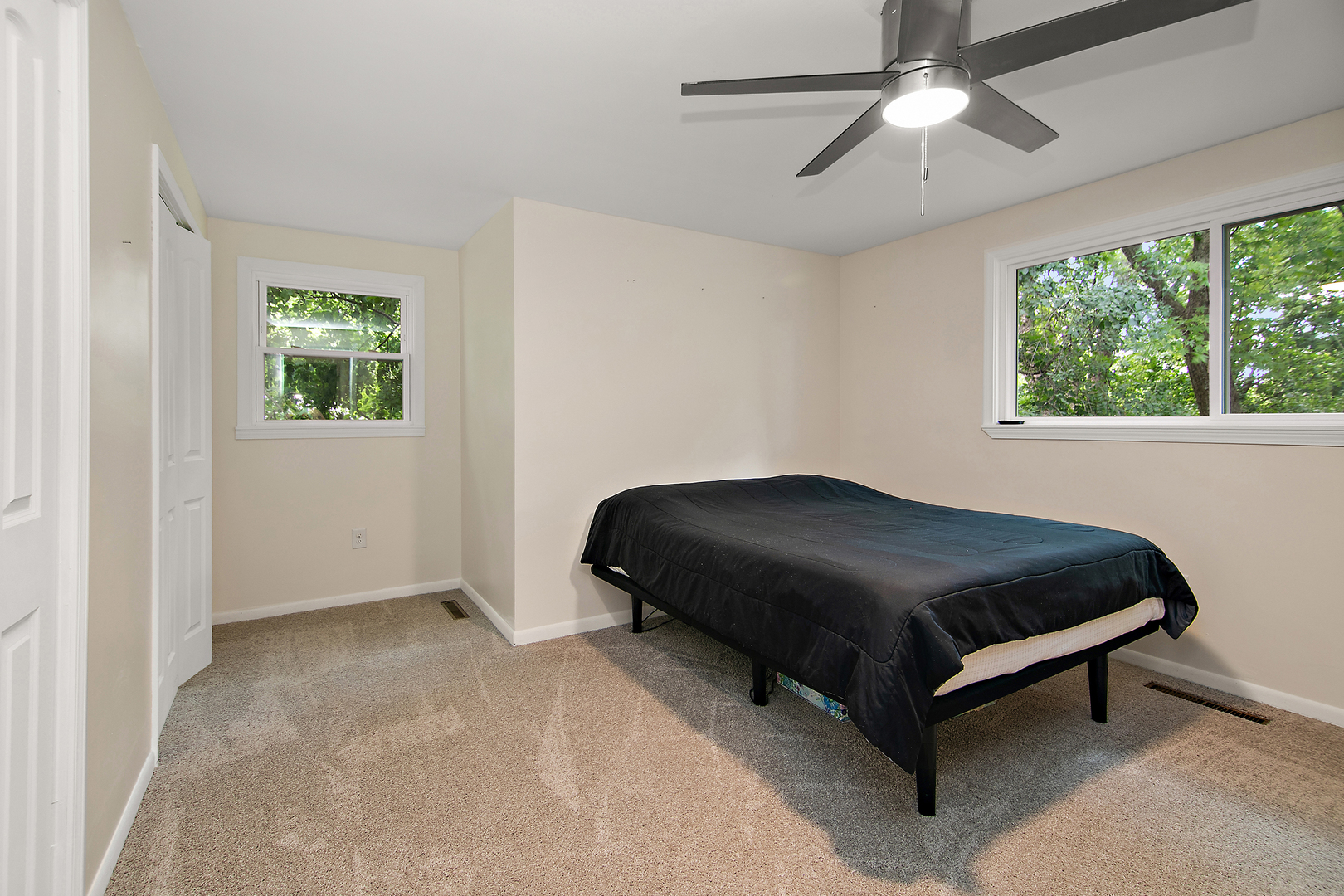 22 Erin Lane Property Photo 31