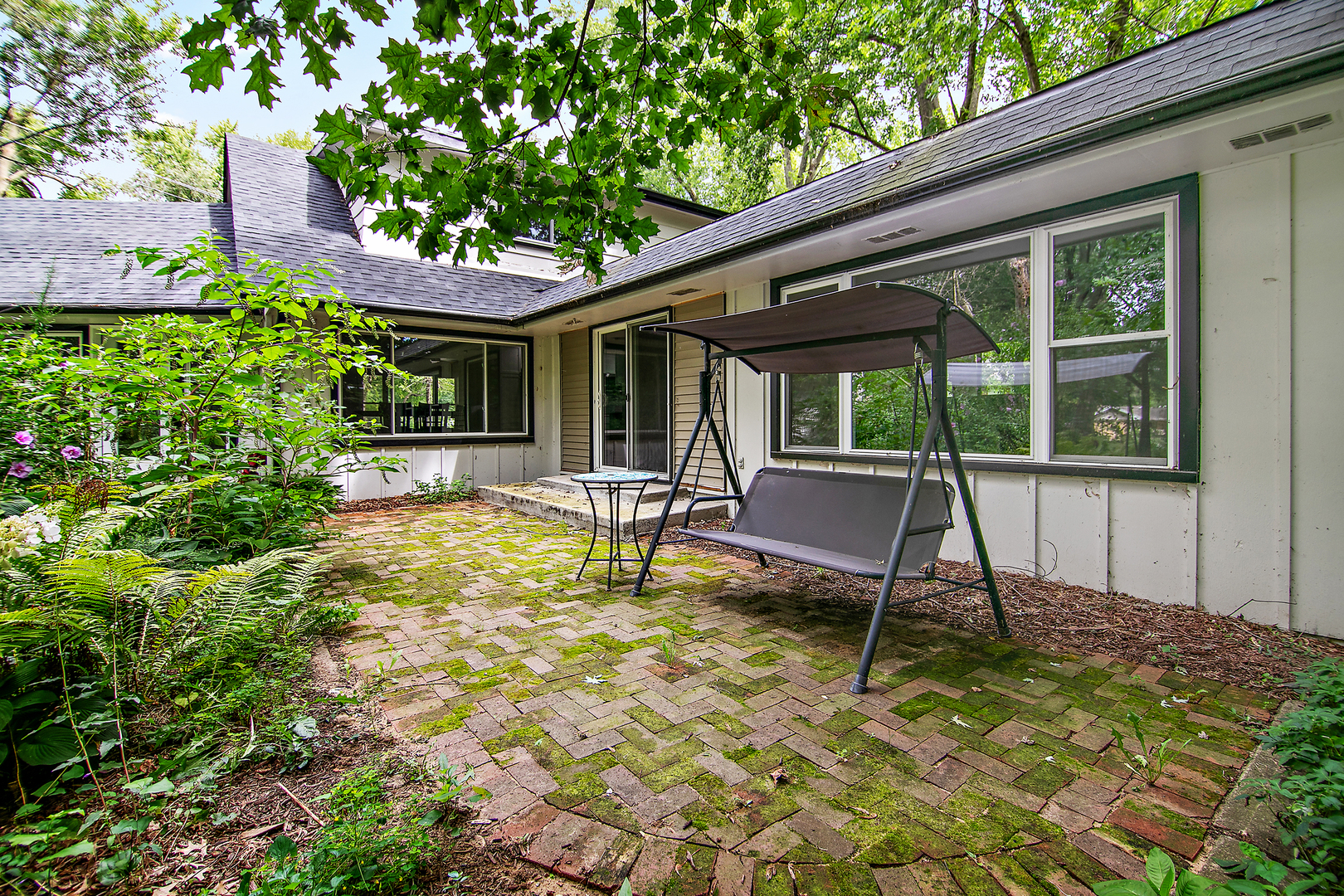 22 Erin Lane Property Photo 36