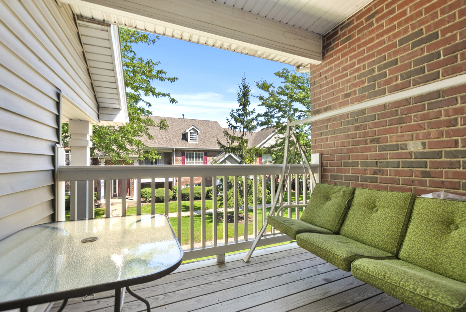 9411 Albany Court Property Photo 8