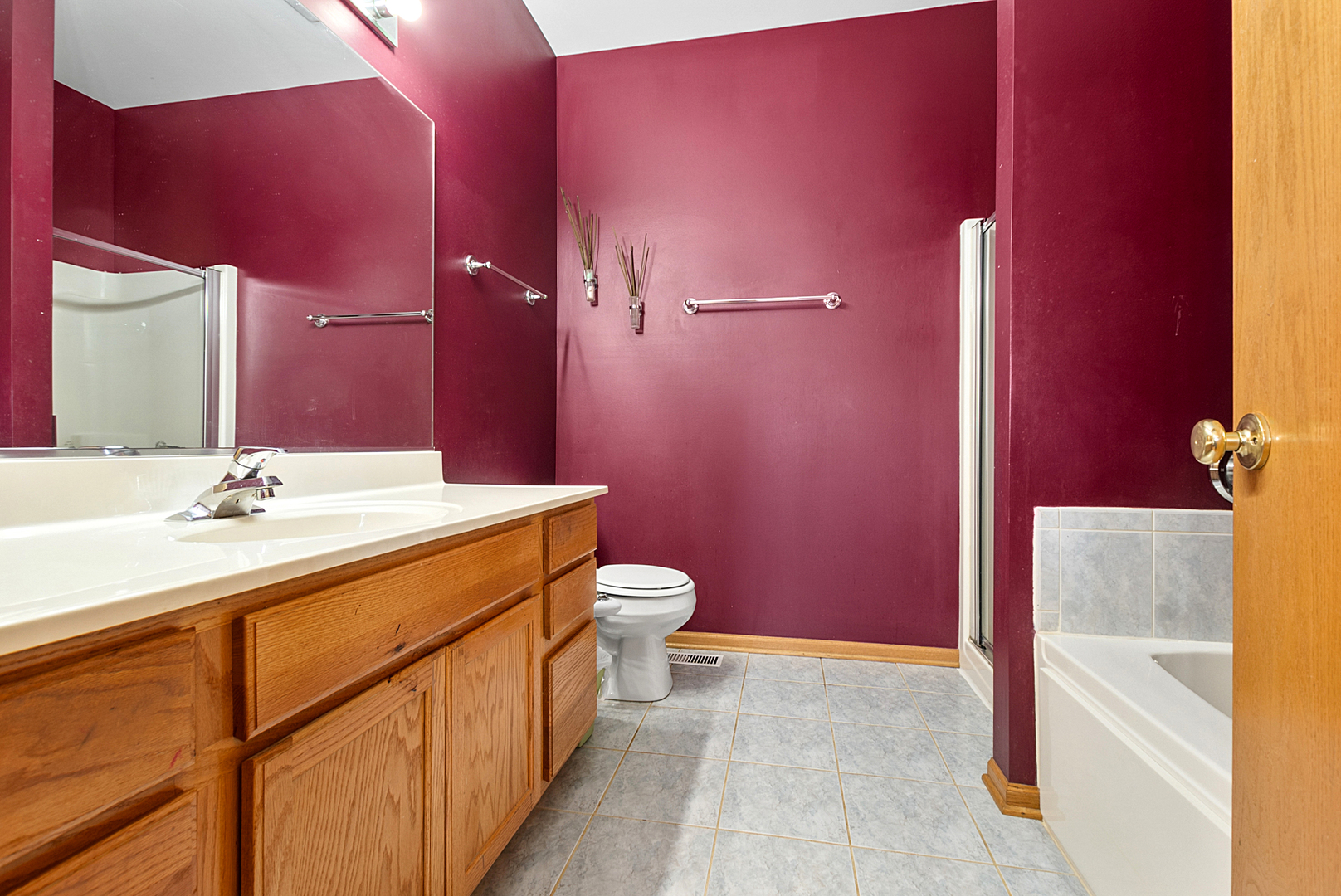 9411 Albany Court Property Photo 13