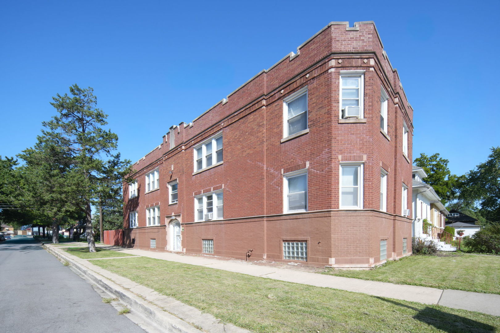 1302 W 98th Place Property Photo 1