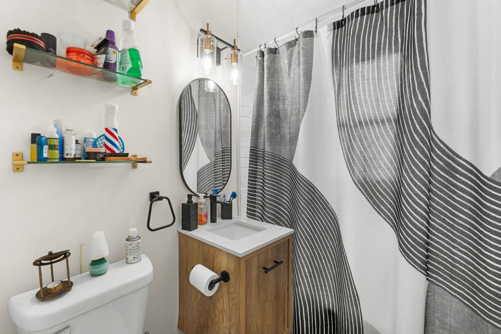 1302 W 98th Place Property Photo 11