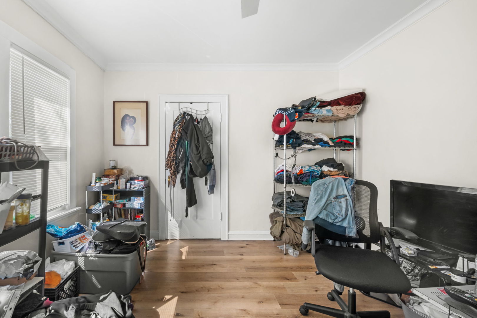 1302 W 98th Place Property Photo 15