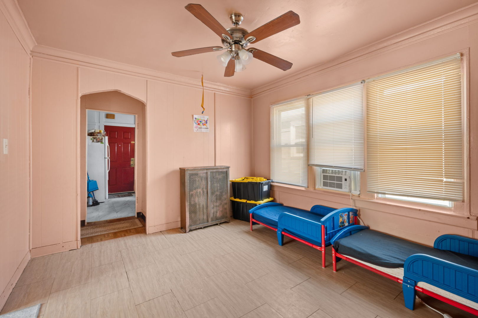 1302 W 98th Place Property Photo 25