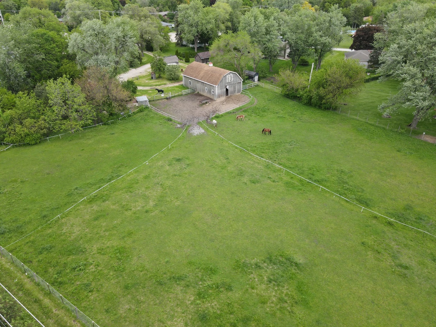 20w561 Army Trail Boulevard Property Photo 6