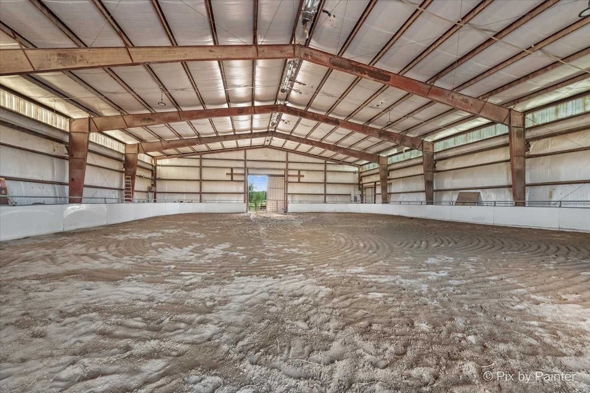 5n487 County Line Road Property Photo 17