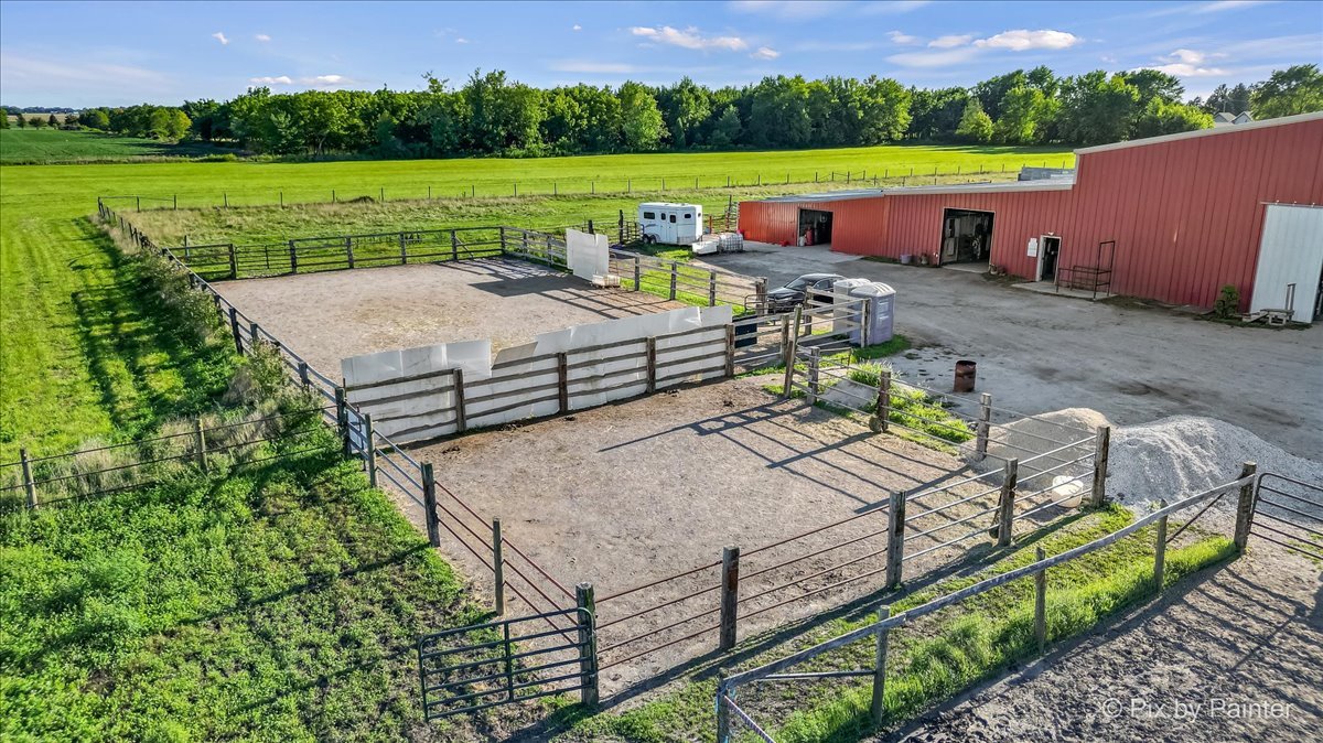 5n487 County Line Road Property Photo 26