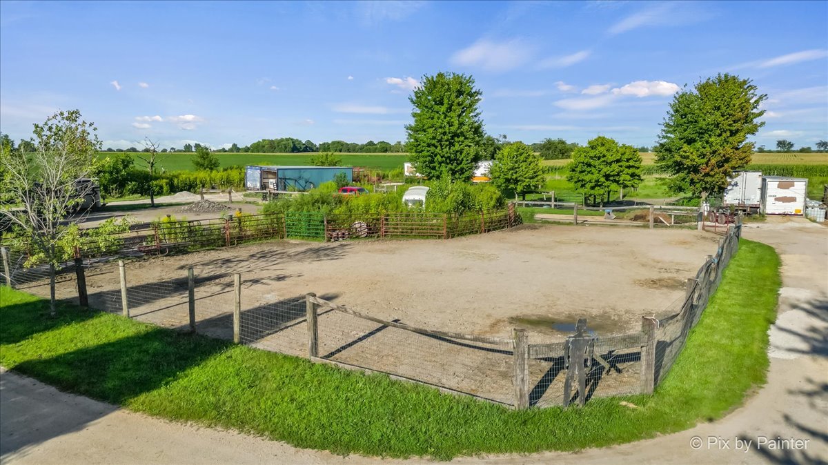 5n487 County Line Road Property Photo 27