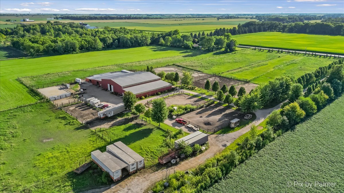 5n487 County Line Road Property Photo 32