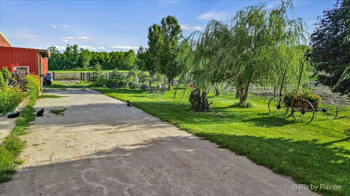 5n487 County Line Road Property Photo 41