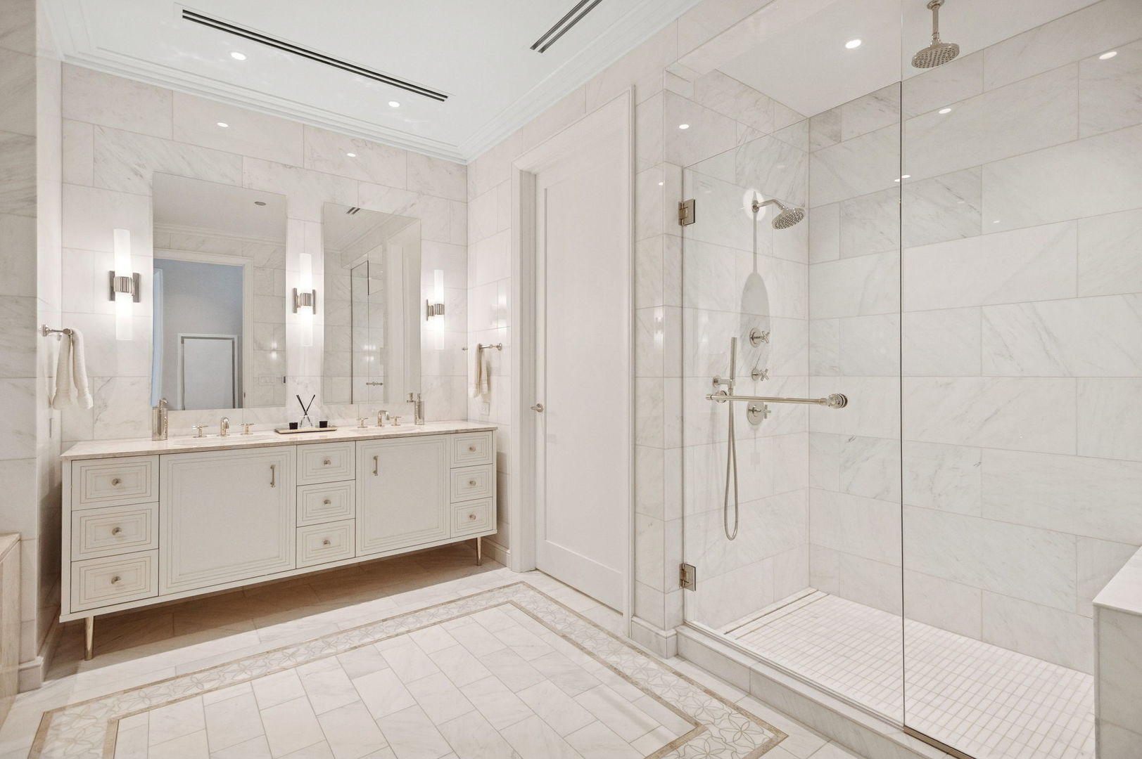 435 N Michigan Avenue 1112 Property Photo 33
