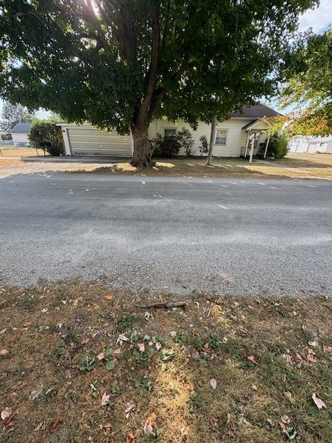 401 Adams Street Property Photo 2