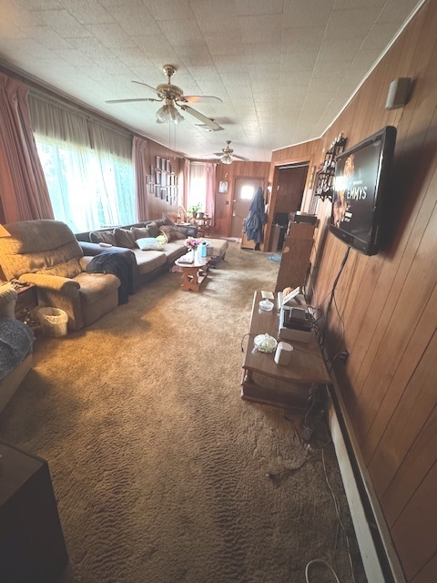 401 Adams Street Property Photo 6