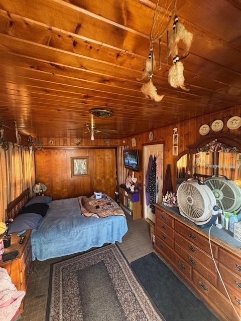 401 Adams Street Property Photo 14