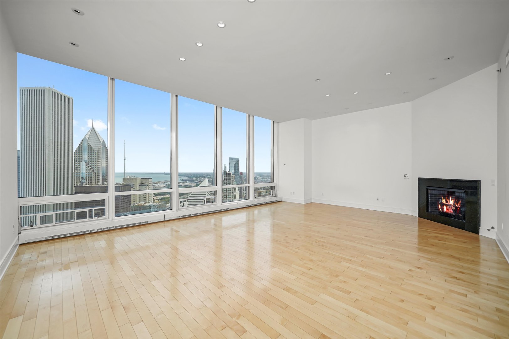 401 N Wabash Avenue 49i Property Photo 6