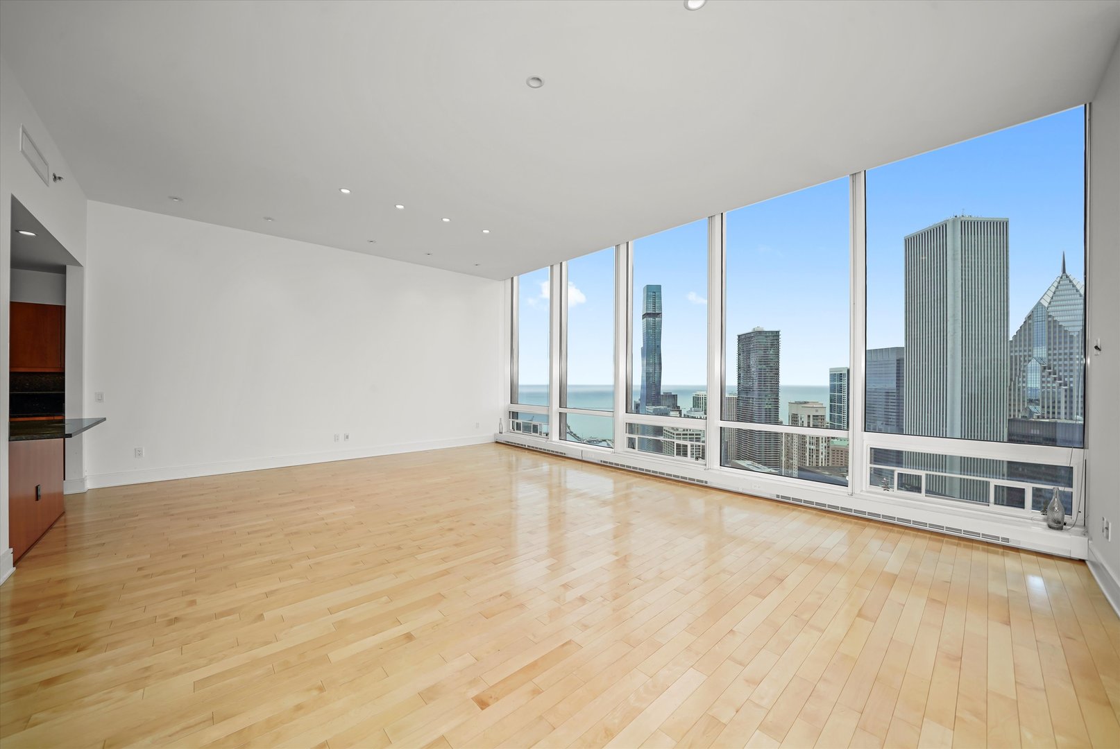 401 N Wabash Avenue 49i Property Photo 8
