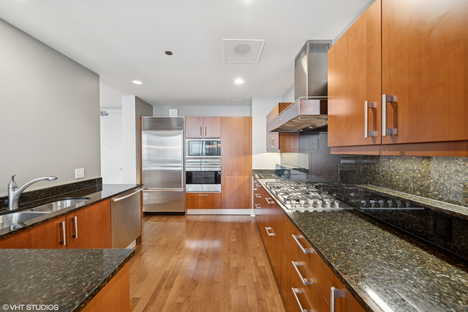 401 N Wabash Avenue 49i Property Photo 9