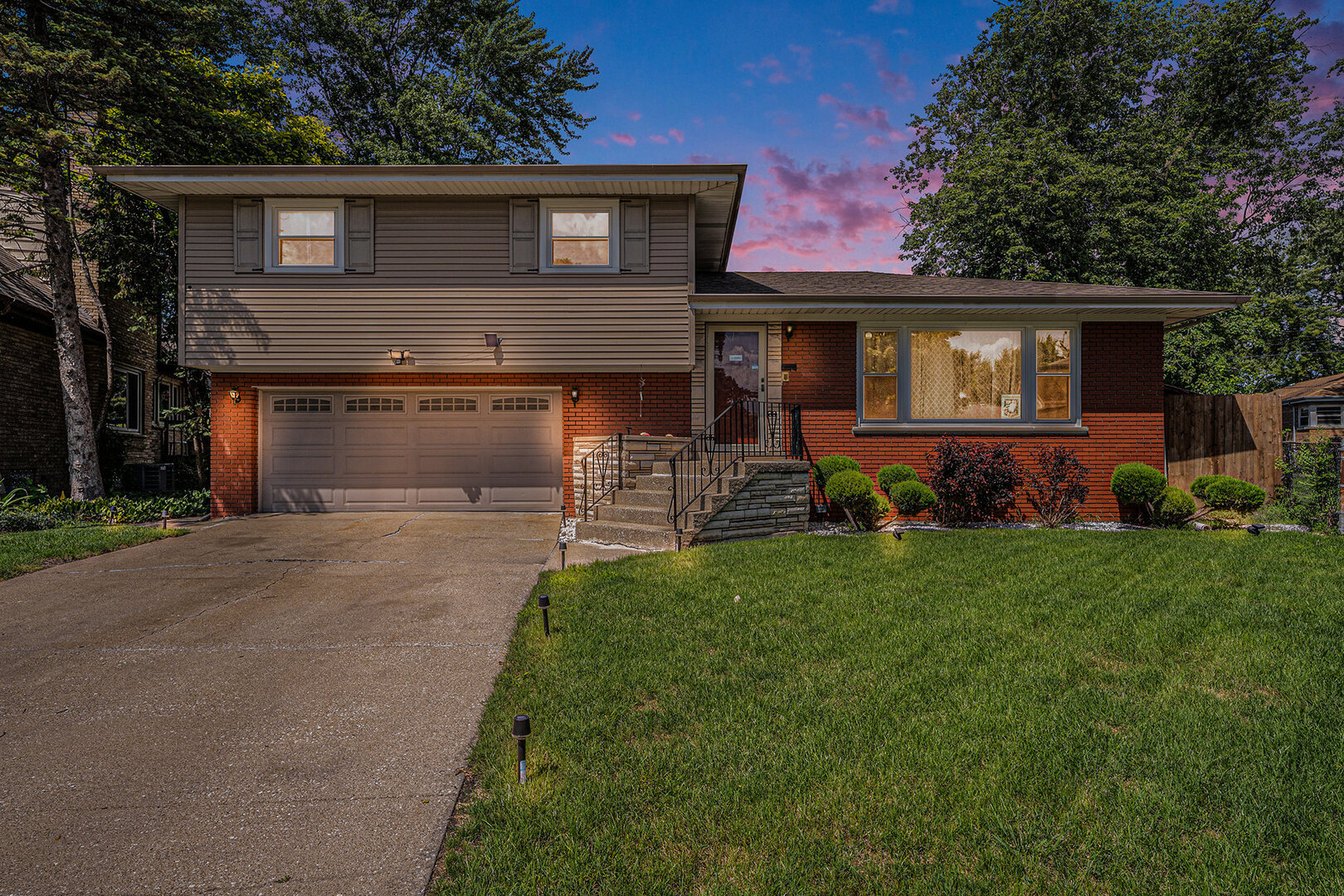 309 Streamside Drive Property Photo 1