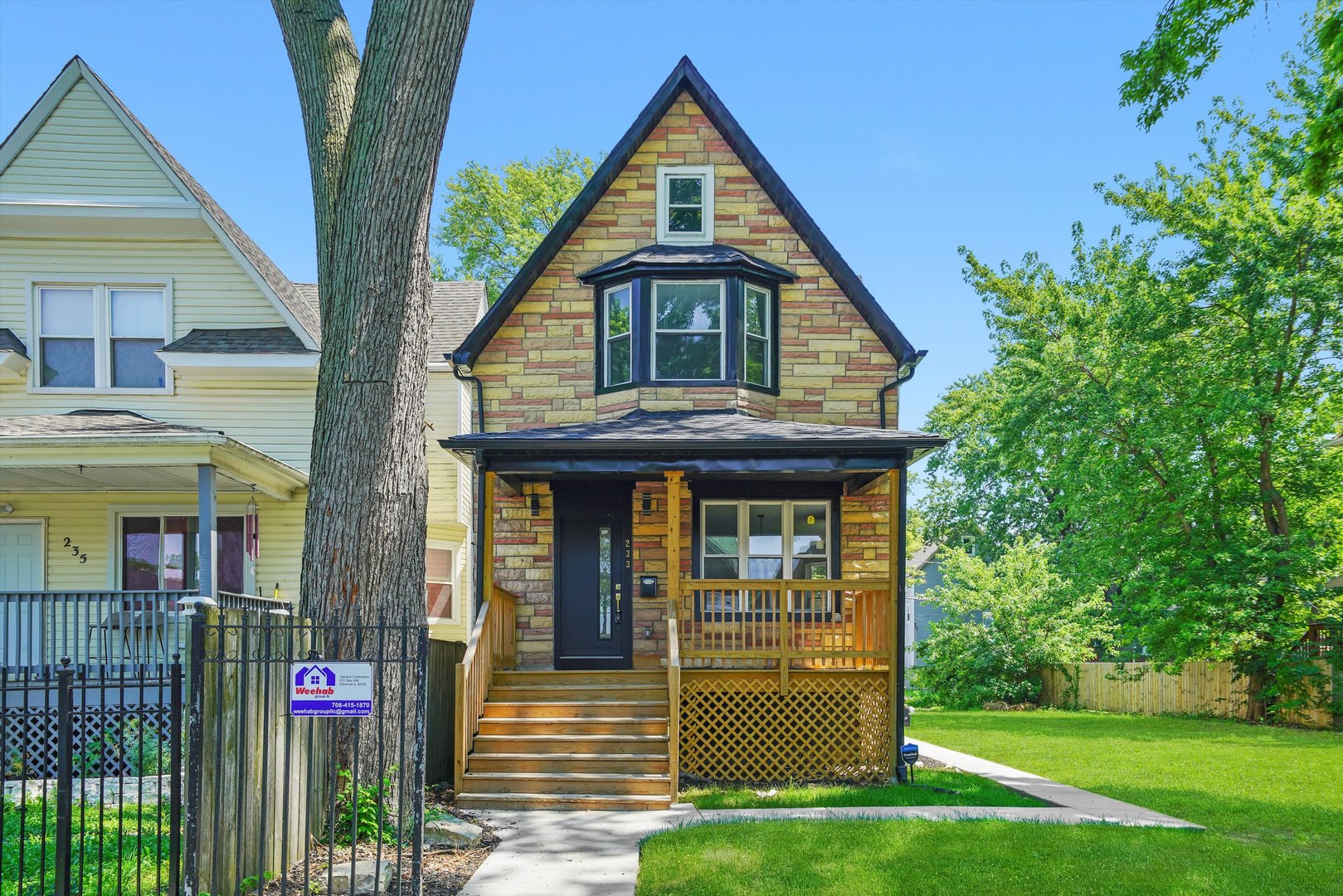 233 N Lorel Avenue Property Photo 2