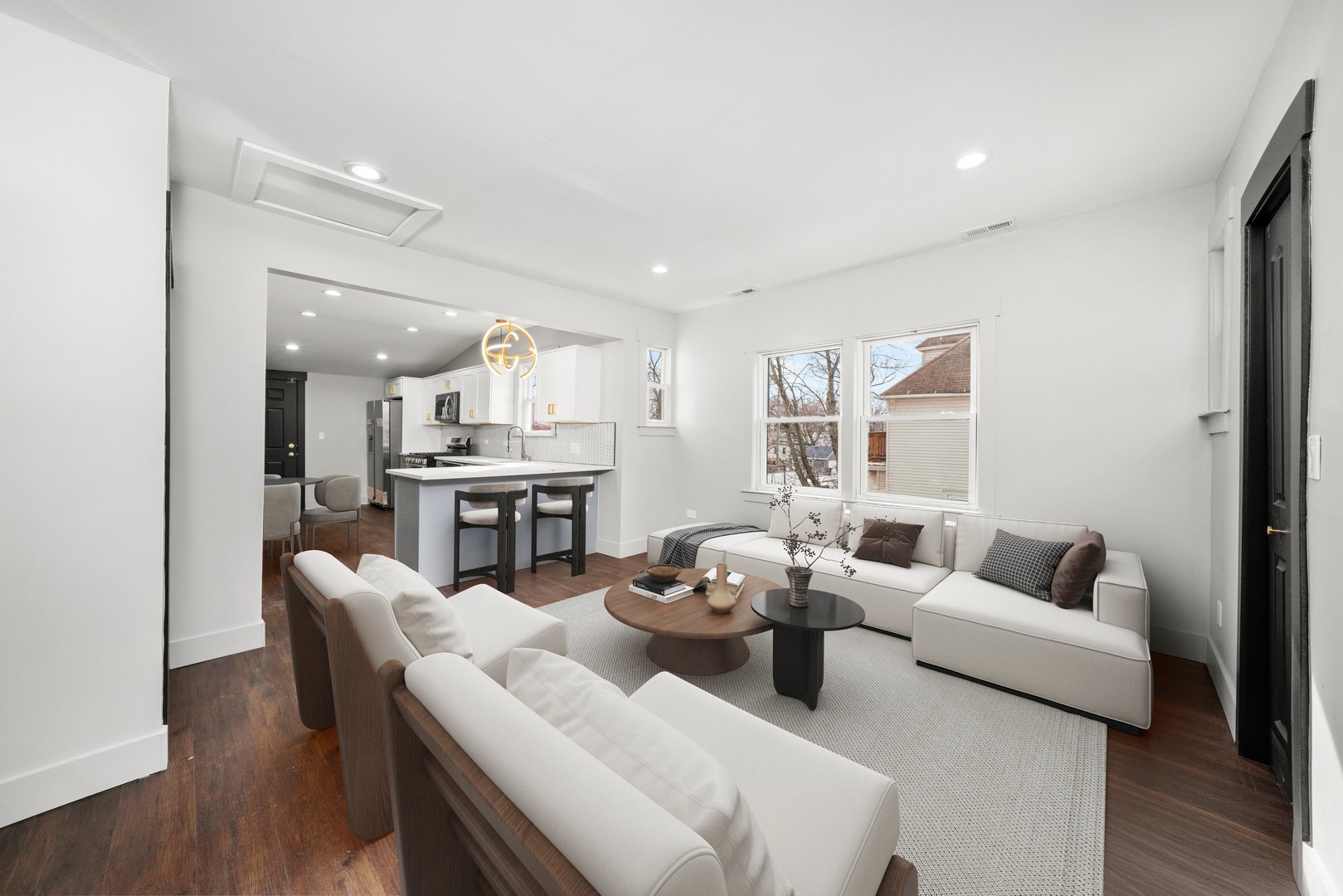 233 N Lorel Avenue Property Photo 11